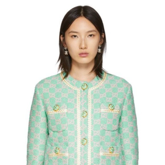 NIB Authentic Gucci Gold Studded Strawberry Pearl Earrings - Picture 9 of 9